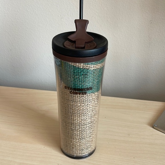 Starbucks Tumblr 2010 - Picture 1 of 8